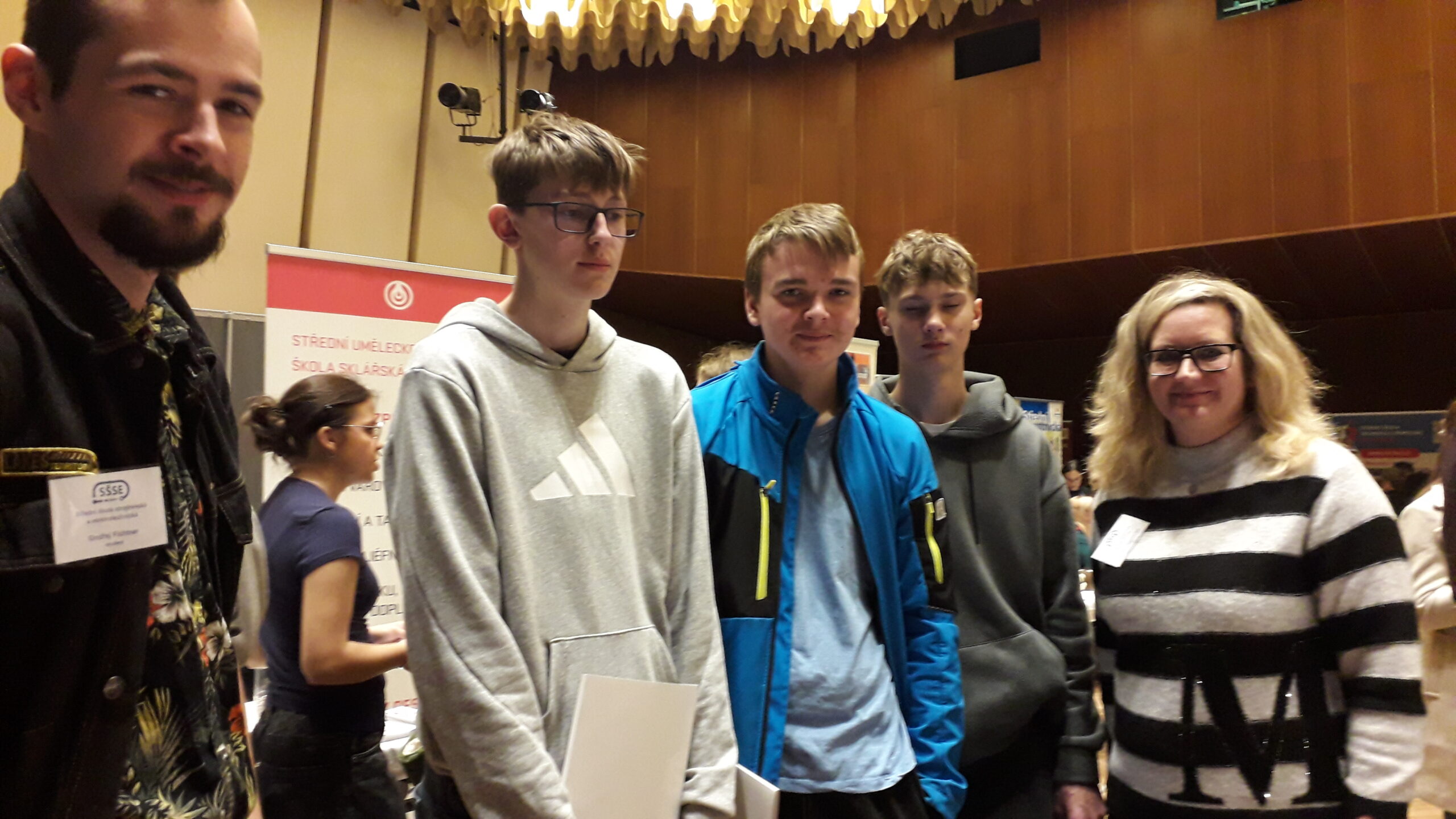 Z Burzy středních škol